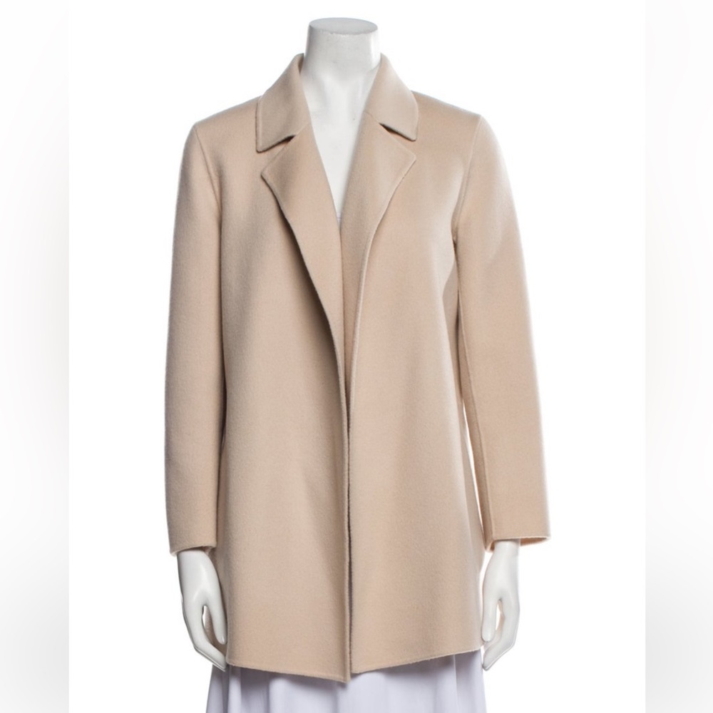 Theory Women’s Coat in Neutral Oat color,light Beige, Sz Petite.offers welcome!!